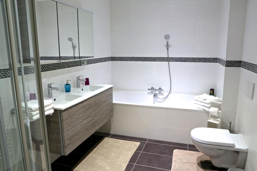 Royal Apartments Bruselas Habitación foto