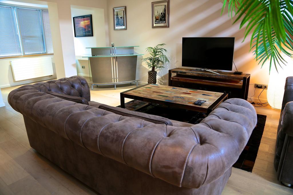 Royal Apartments Bruselas Habitación foto